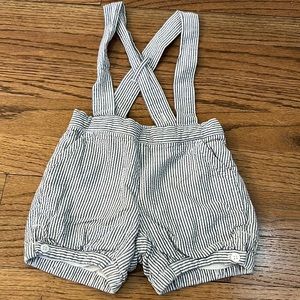Janie & Jack boys seersucker suspender shorts 6-12M